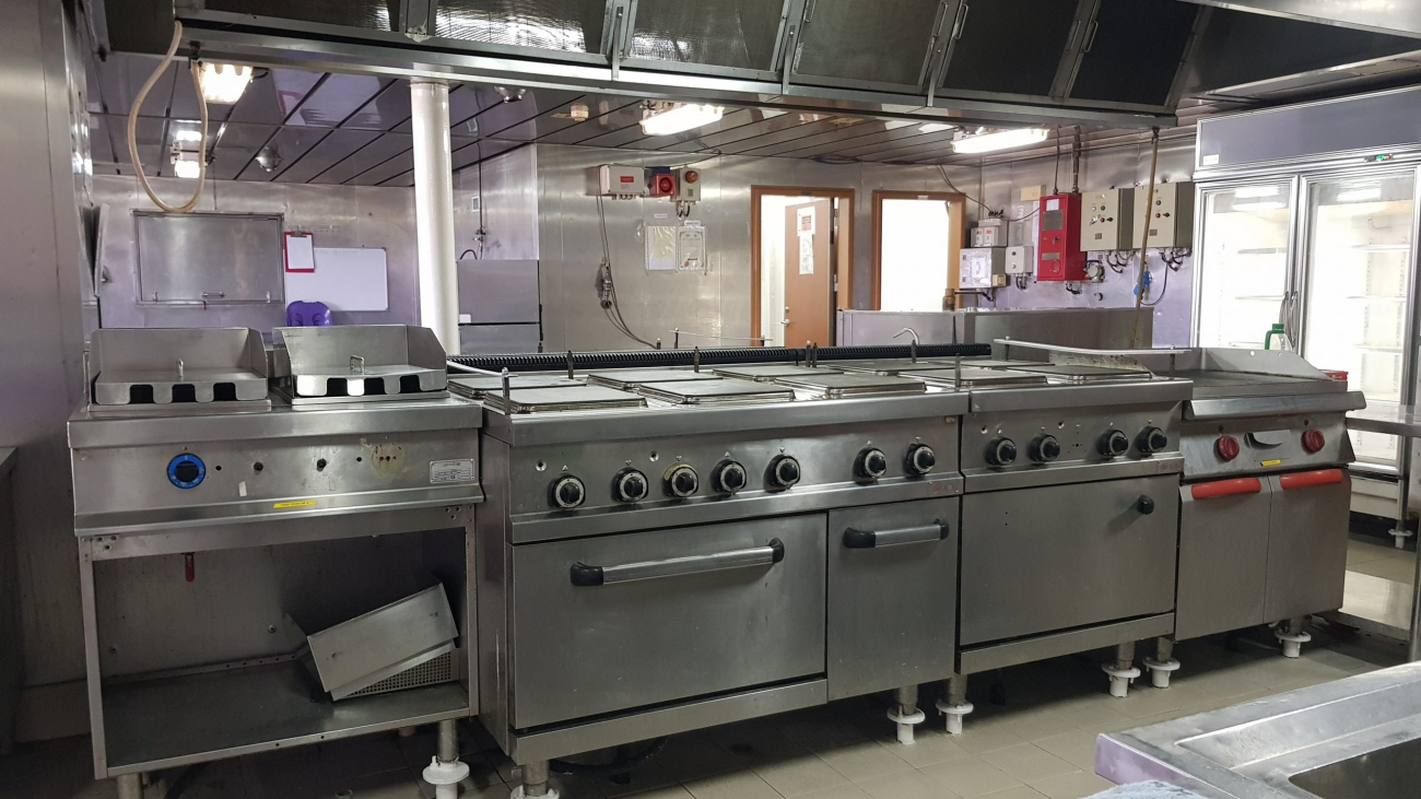 Commercial Kitchen